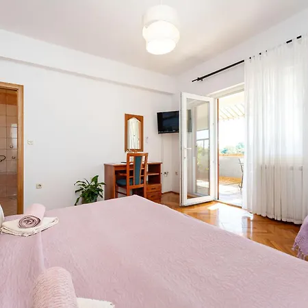 Apartment And Adriana Starigrad Paklenica