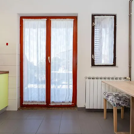 And Adriana Apartment *