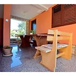 And Adriana Appartement