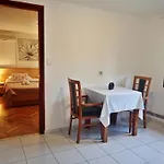 And Adriana Appartement Starigrad Paklenica