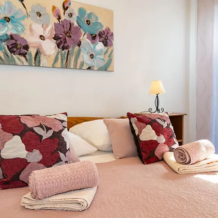And Adriana Apartment *