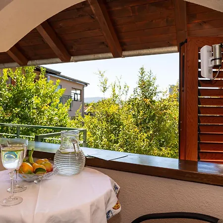 Apartment And Adriana Starigrad Paklenica