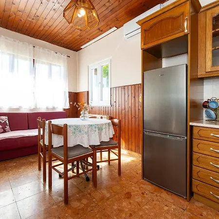 Apartment And Adriana Starigrad Paklenica